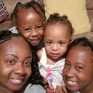 Meet your Posher, Sandra